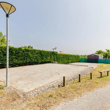 16 - Le Colibri - Village *